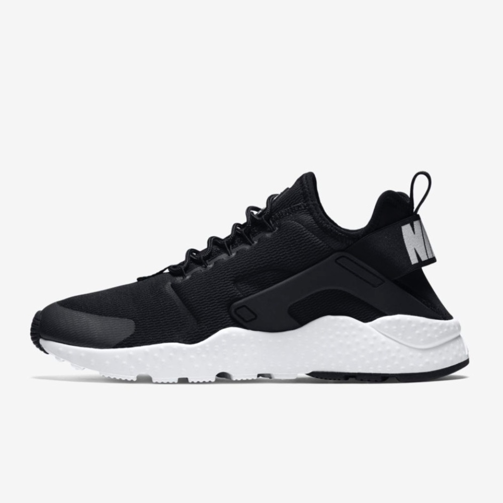 🚫SOLD!🚫 NIKE Air Huarache Ultra Sneakers